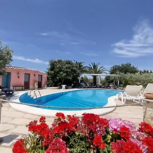 Lodge Vi, Ragusa